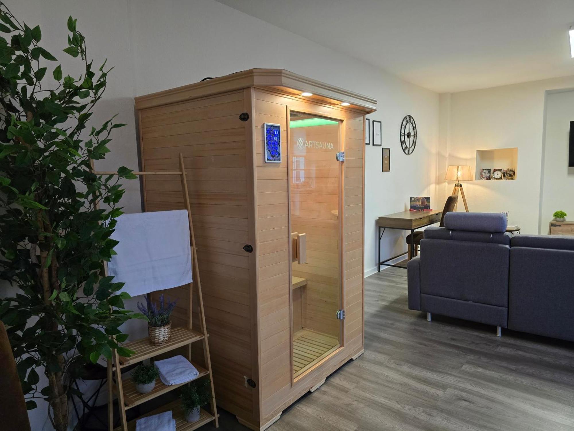Luxus City Apartment Sauna Balkon Kueche Zentral รอสต็อค ภายนอก รูปภาพ